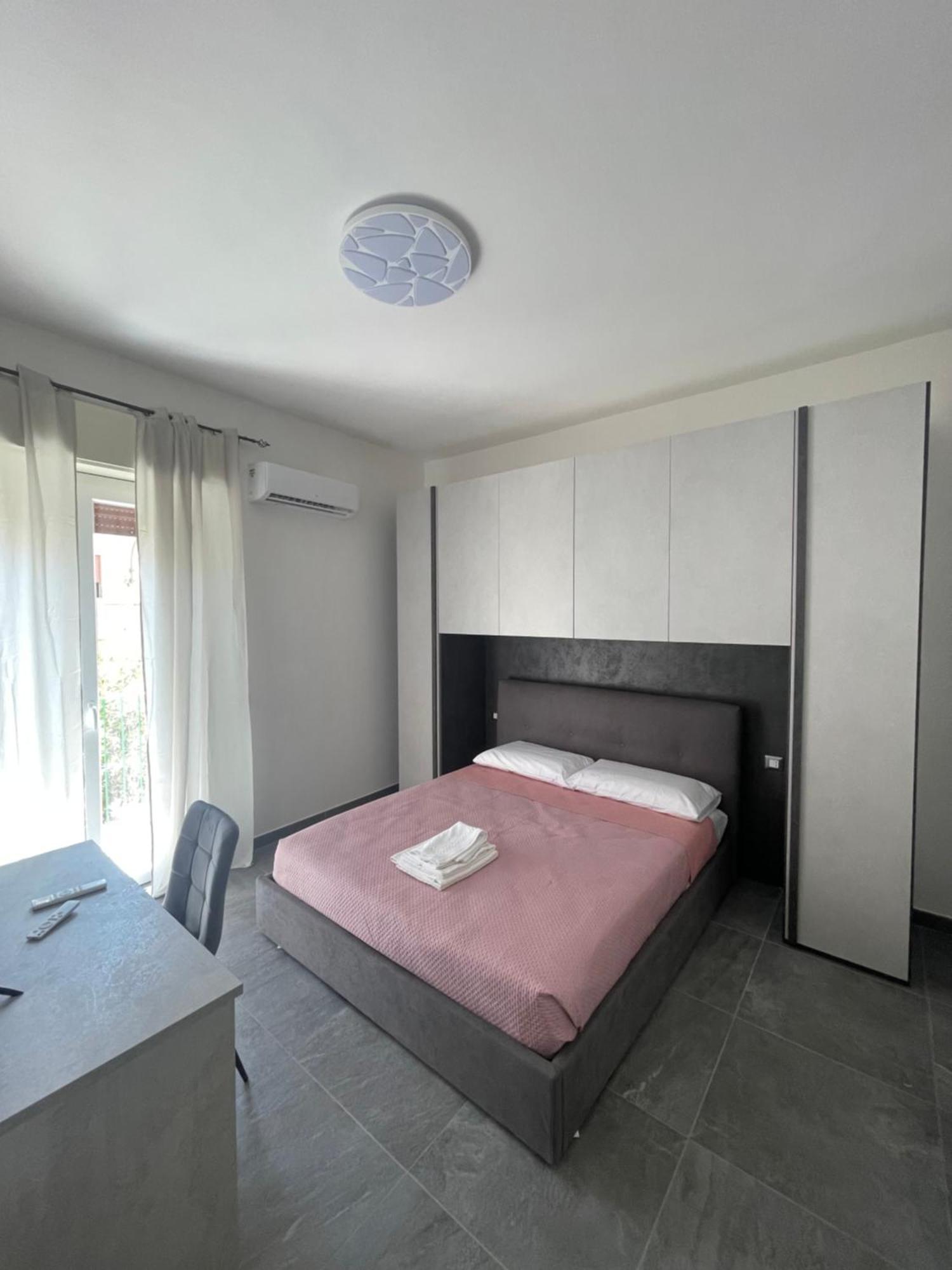 Leos Rooms Caltanissetta Kültér fotó