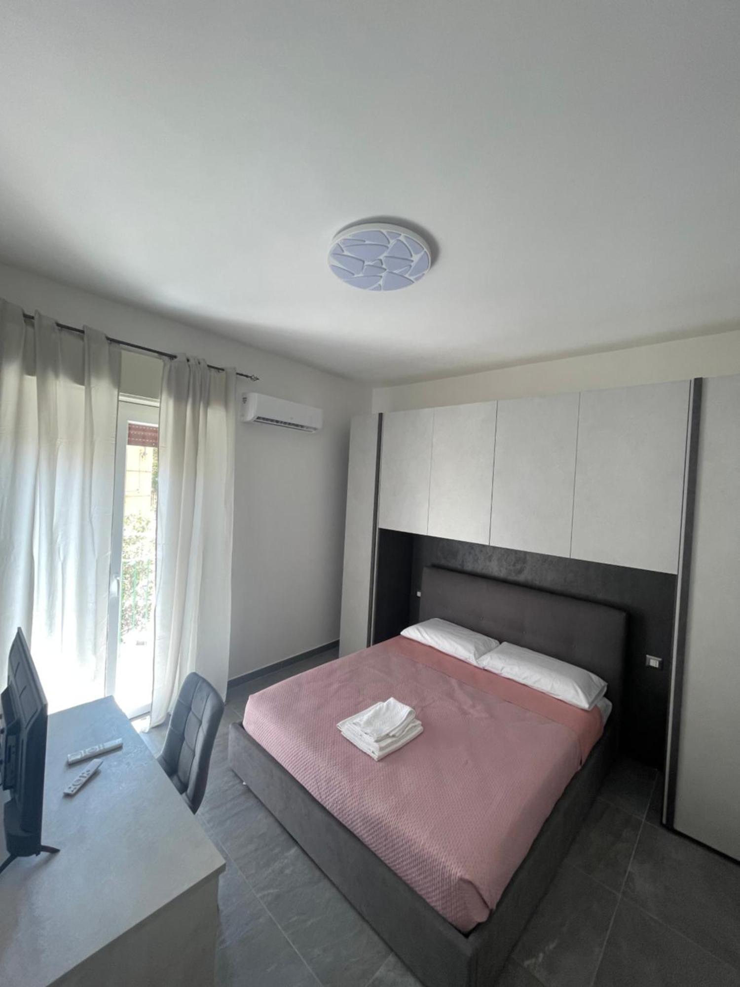 Leos Rooms Caltanissetta Kültér fotó